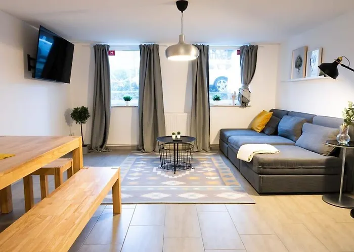 Appartamento Altona - Three Bedrooms For Up To 10 Amburgo